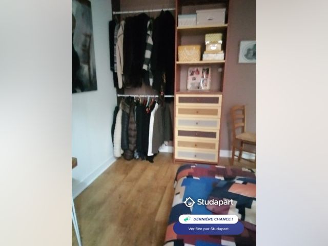 La Rochelle Room for rent