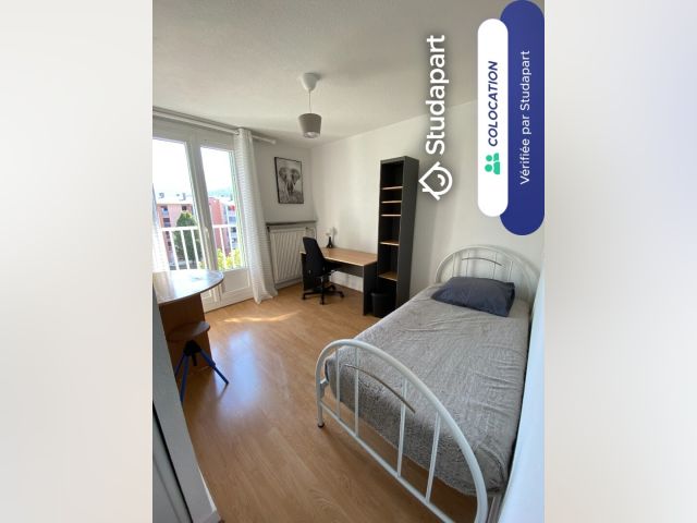 Grenoble Room for rent