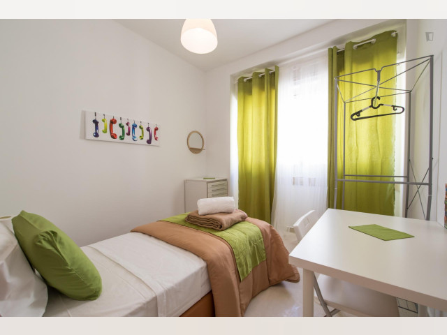 Portugal furnished Room in Lisboa-Tagus Valley, Lisbon