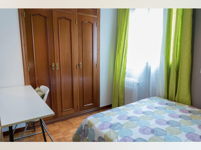 Spain furnished Room in Madrid, Madrid