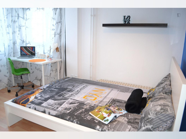 Spain furnished Room in Madrid, Madrid