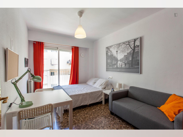 Spain furnished Room in Valencia, Valencia
