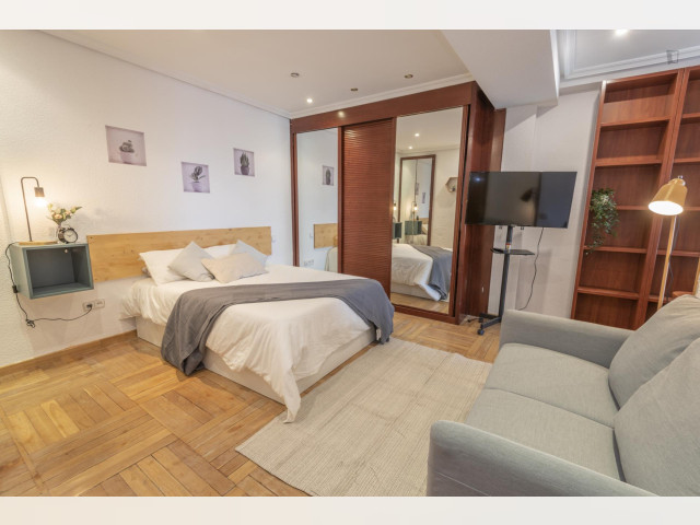 Spain furnished Room in Madrid, Madrid