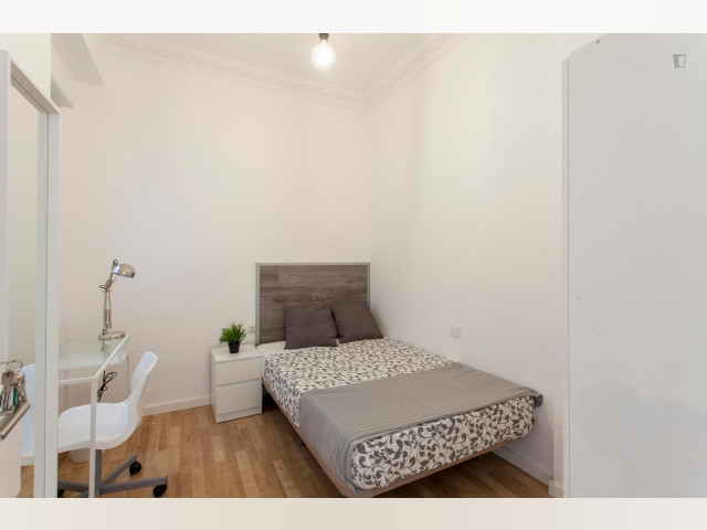 Spain furnished Room in Valencia, Valencia