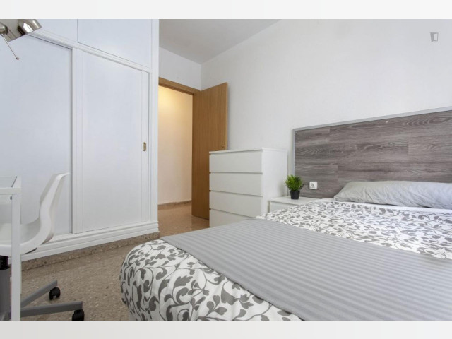 Spain furnished Room in Valencia, Valencia