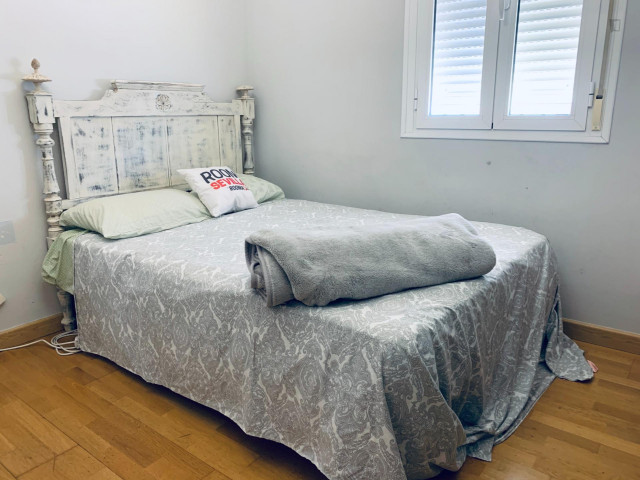 Spain furnished Room in Andalucia, Seville