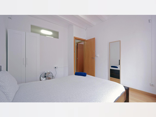 Spain furnished Room in Catalonia, Barcelona