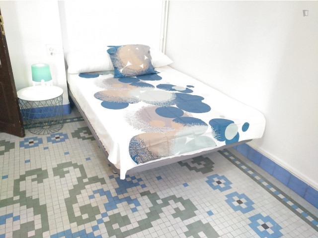 Spain furnished Room in Valencia, Valencia