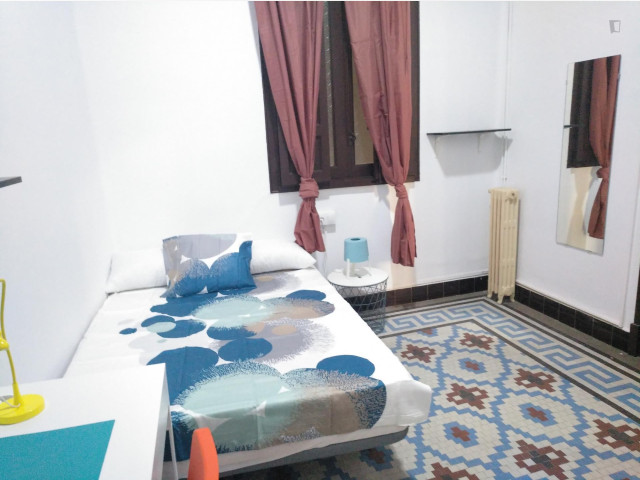 Spain furnished Room in Valencia, Valencia