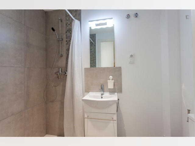 Spain furnished Room in Valencia, Valencia