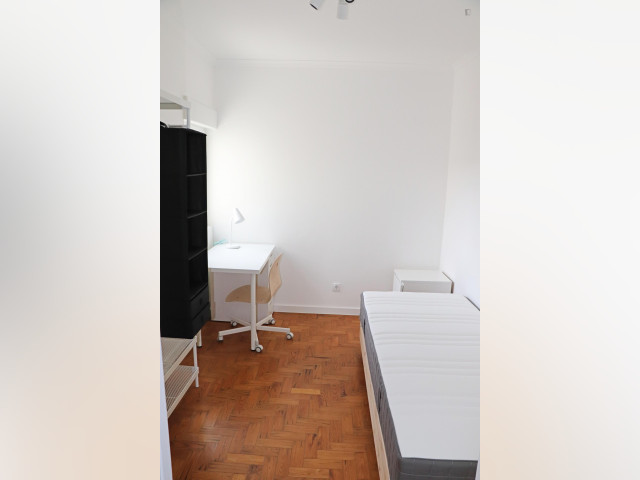 Portugal furnished Room in Lisboa-Tagus Valley, Lisbon
