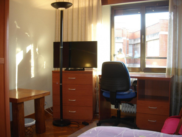Spain furnished Room in Castilla y Leon, Salamanca