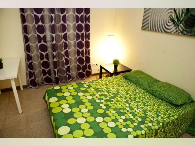 Spain furnished Room in Catalonia, Barcelona