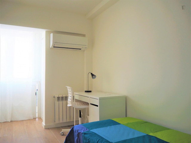 Spain furnished Room in Madrid, Madrid