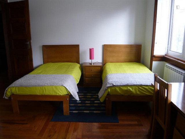 Portugal furnished Room in Beiras, Coimbra