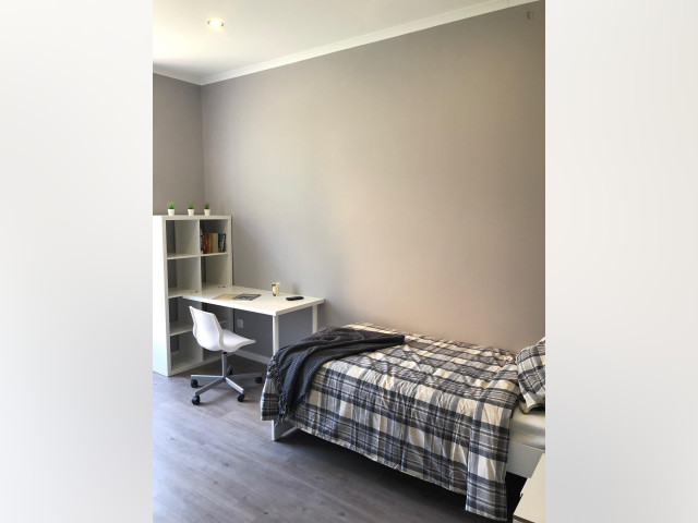 Portugal furnished Room in Lisboa-Tagus Valley, Lisbon