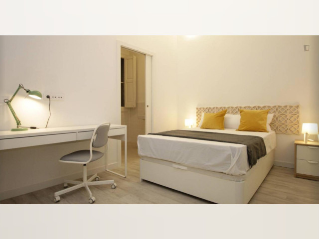 Spain furnished Room in Catalonia, Barcelona