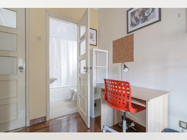 Portugal furnished Room in Lisboa-Tagus Valley, Lisbon