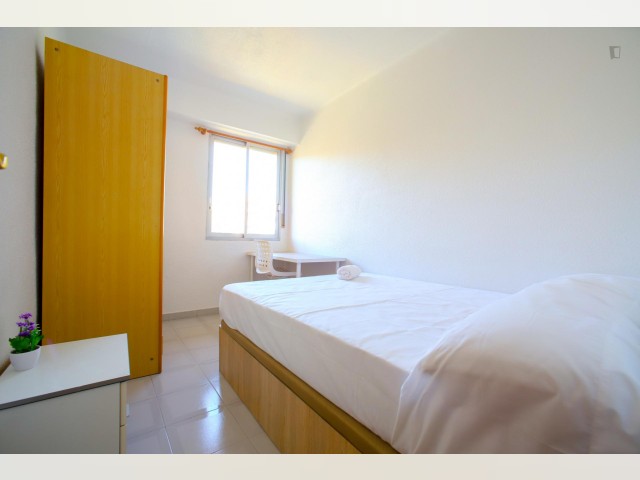 Spain furnished Room in Valencia, Valencia