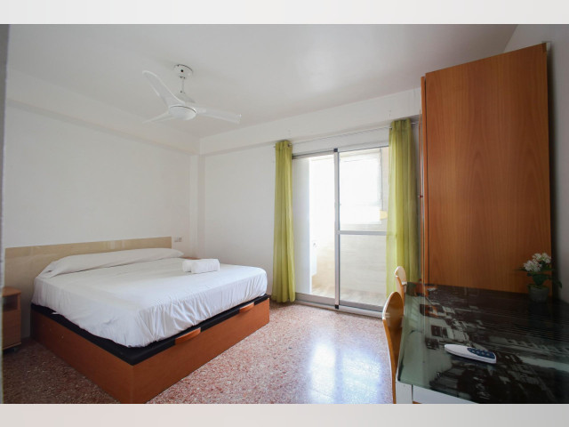 Spain furnished Room in Valencia, Valencia