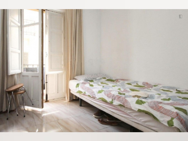 Spain furnished Room in Andalucia, Granada