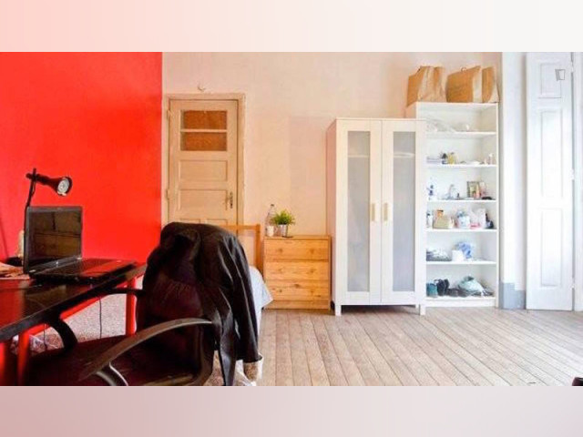 Portugal furnished Room in Lisboa-Tagus Valley, Lisbon