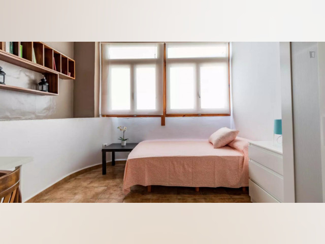 Spain furnished Room in Valencia, Valencia