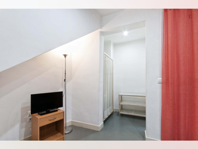 Spain furnished Room in Valencia, Alicante