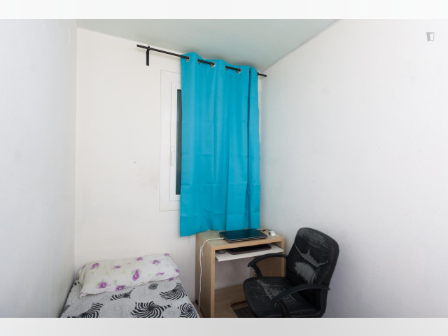 Spain furnished Room in Catalonia, Barcelona