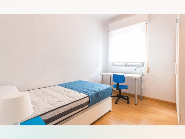 Spain furnished Room in Madrid, Madrid