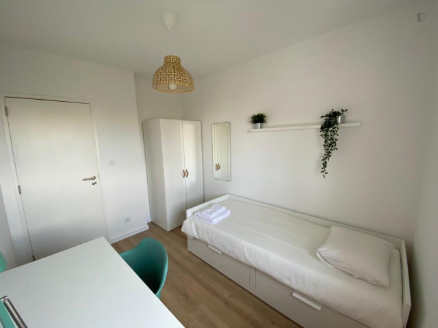 Portugal furnished Room in Lisboa-Tagus Valley, Lisbon