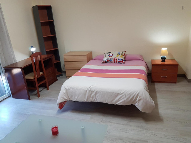 Spain furnished Room in Castilla y Leon, Salamanca