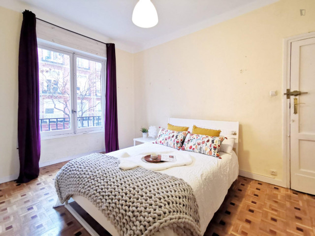 Spain furnished Room in Madrid, Madrid
