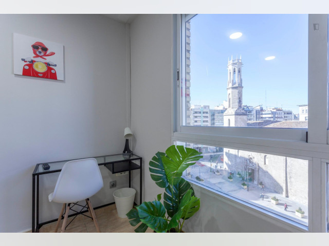 Spain furnished Room in Valencia, Valencia
