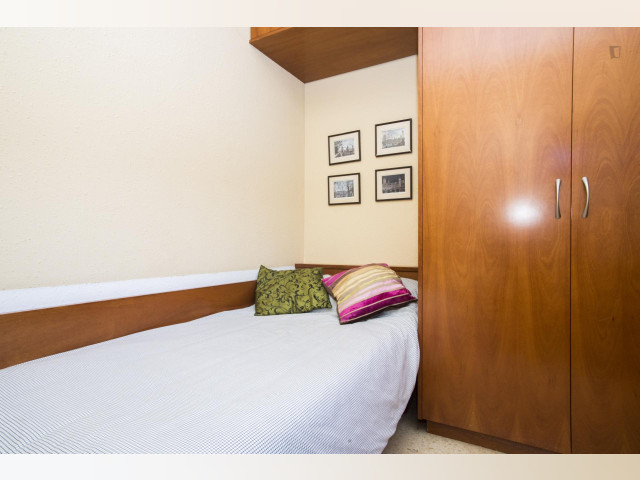 Spain furnished Room in Catalonia, Barcelona