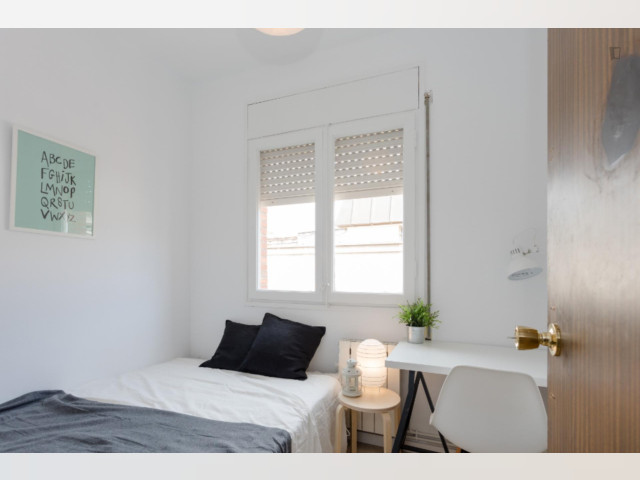 Spain furnished Room in Catalonia, Barcelona