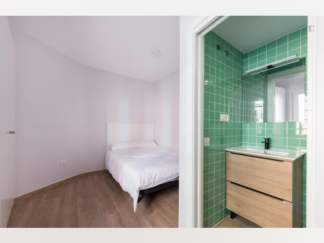 Spain furnished Room in Madrid, Madrid