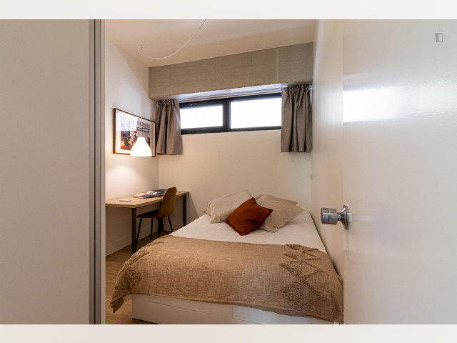 Portugal furnished Room in Lisboa-Tagus Valley, Lisbon