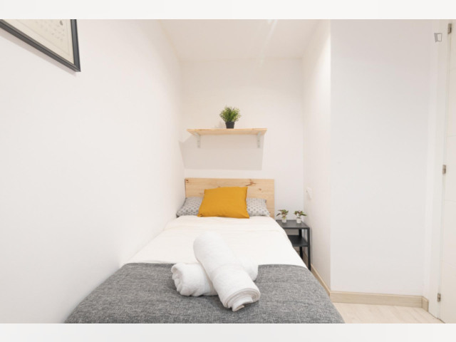 Spain furnished Room in Catalonia, Barcelona