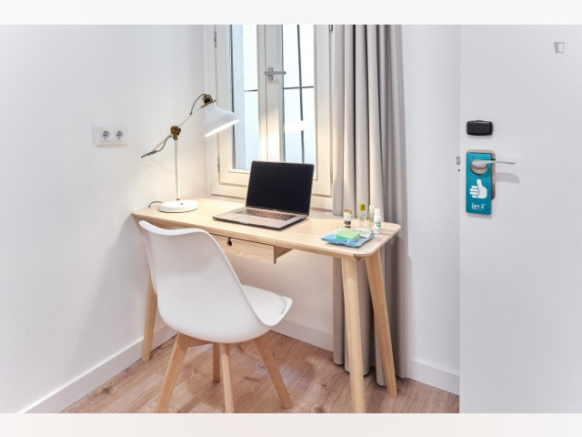 Spain furnished Room in Catalonia, Barcelona