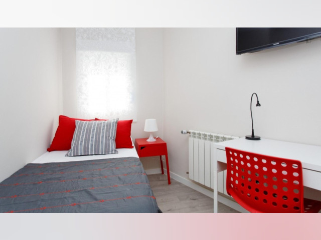 Spain furnished Room in Madrid, Madrid