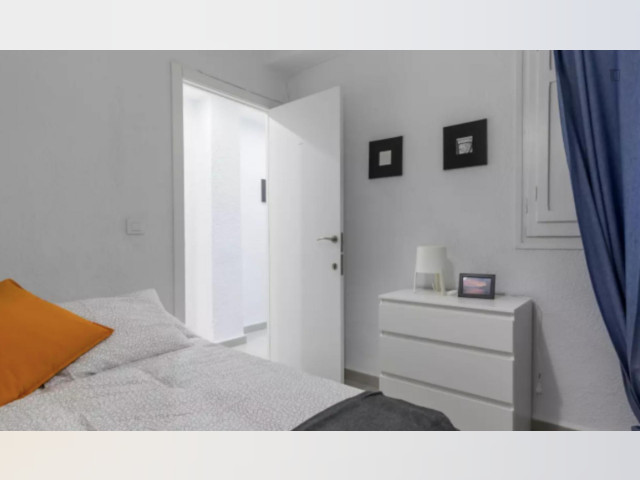 Spain furnished Room in Valencia, Valencia