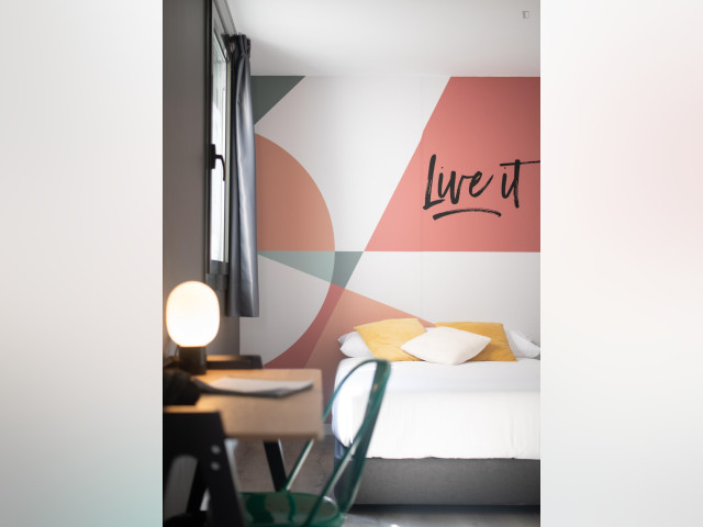 Spain furnished Room in Catalonia, Barcelona