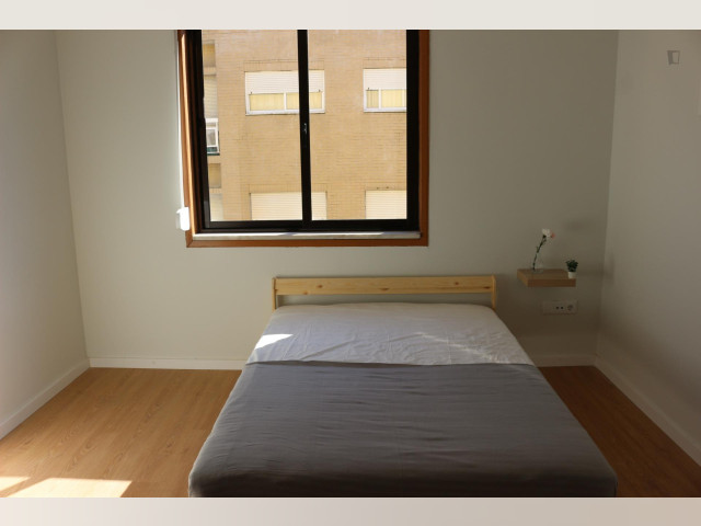 Portugal furnished Room in Porto-North Portugal, Porto Oporto