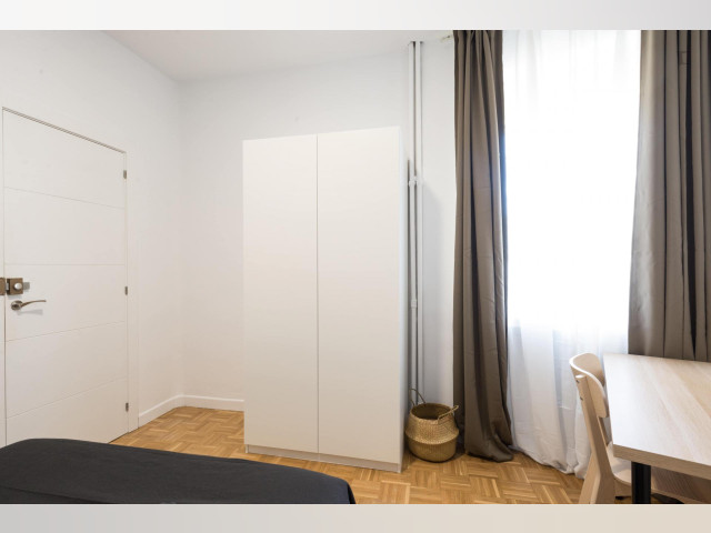 Spain furnished Room in Madrid, Madrid