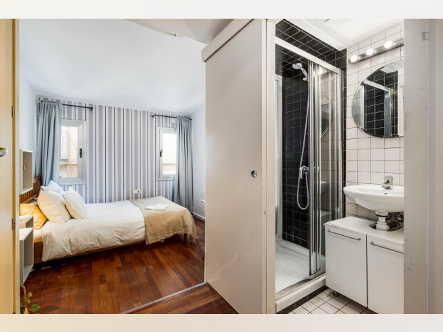 Spain furnished Room in Catalonia, Barcelona