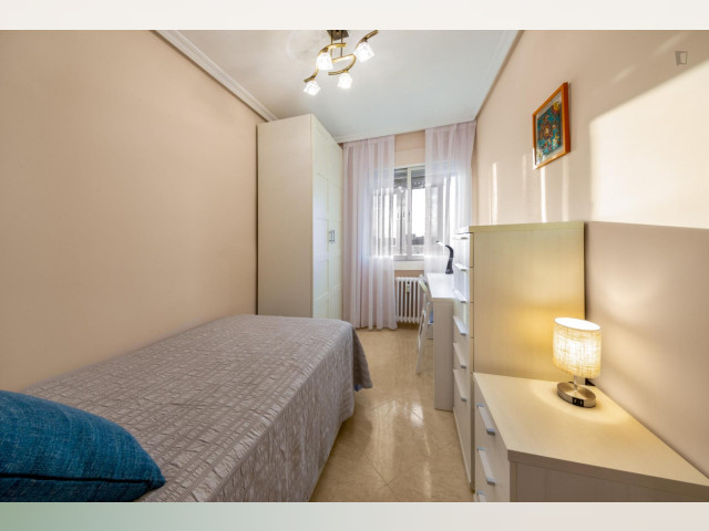 Spain furnished Room in Madrid, Madrid