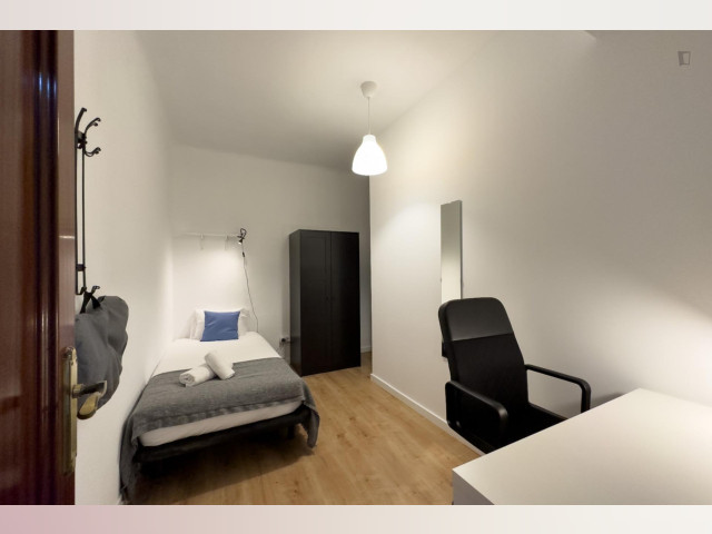 Spain furnished Room in Catalonia, Barcelona