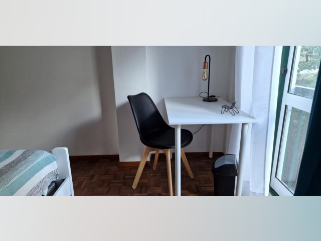 Portugal furnished Room in Centro Portugal, Leiria