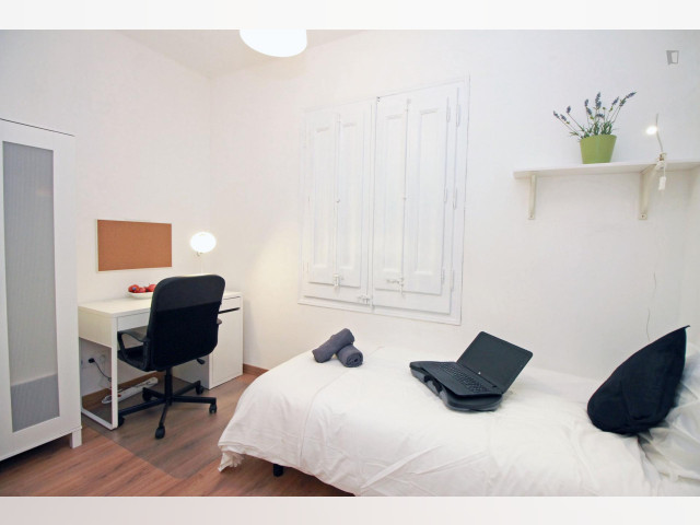 Spain furnished Room in Catalonia, Barcelona